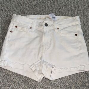 NWT American Eagle High V-Rise Shortie